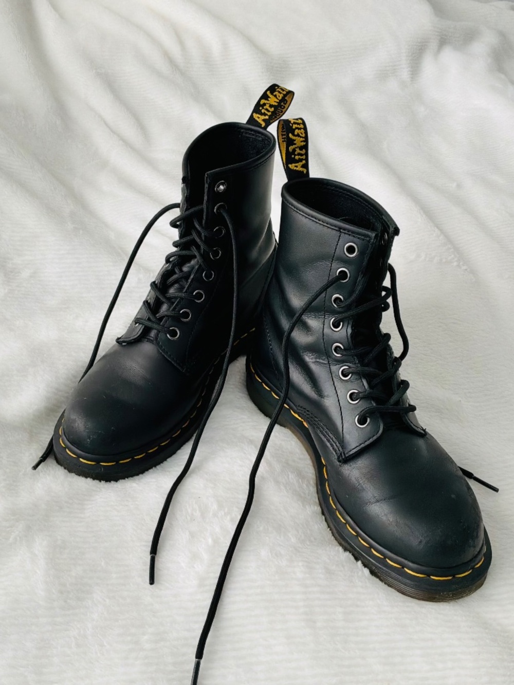 Dr. Martens 1460 W Smooth Black Leather 8-Eye Boots - Size 7